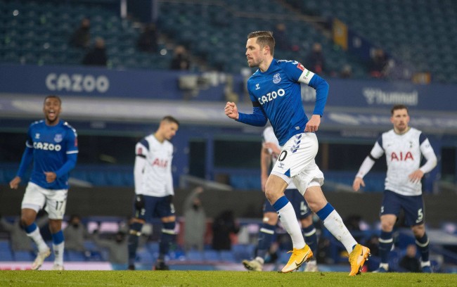 通过精细的 通过精细的